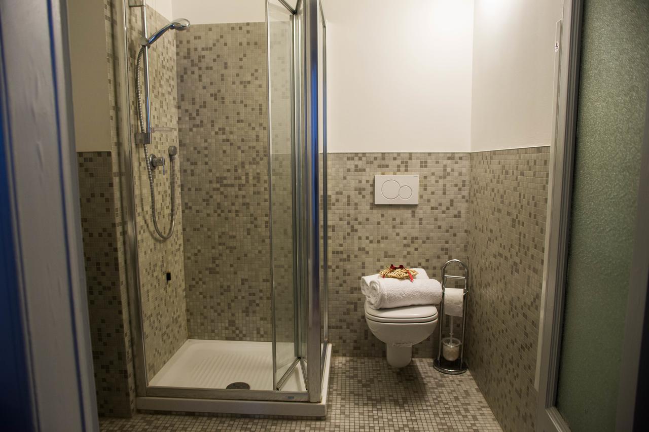 Adelaide Central Apartment Milan Extérieur photo